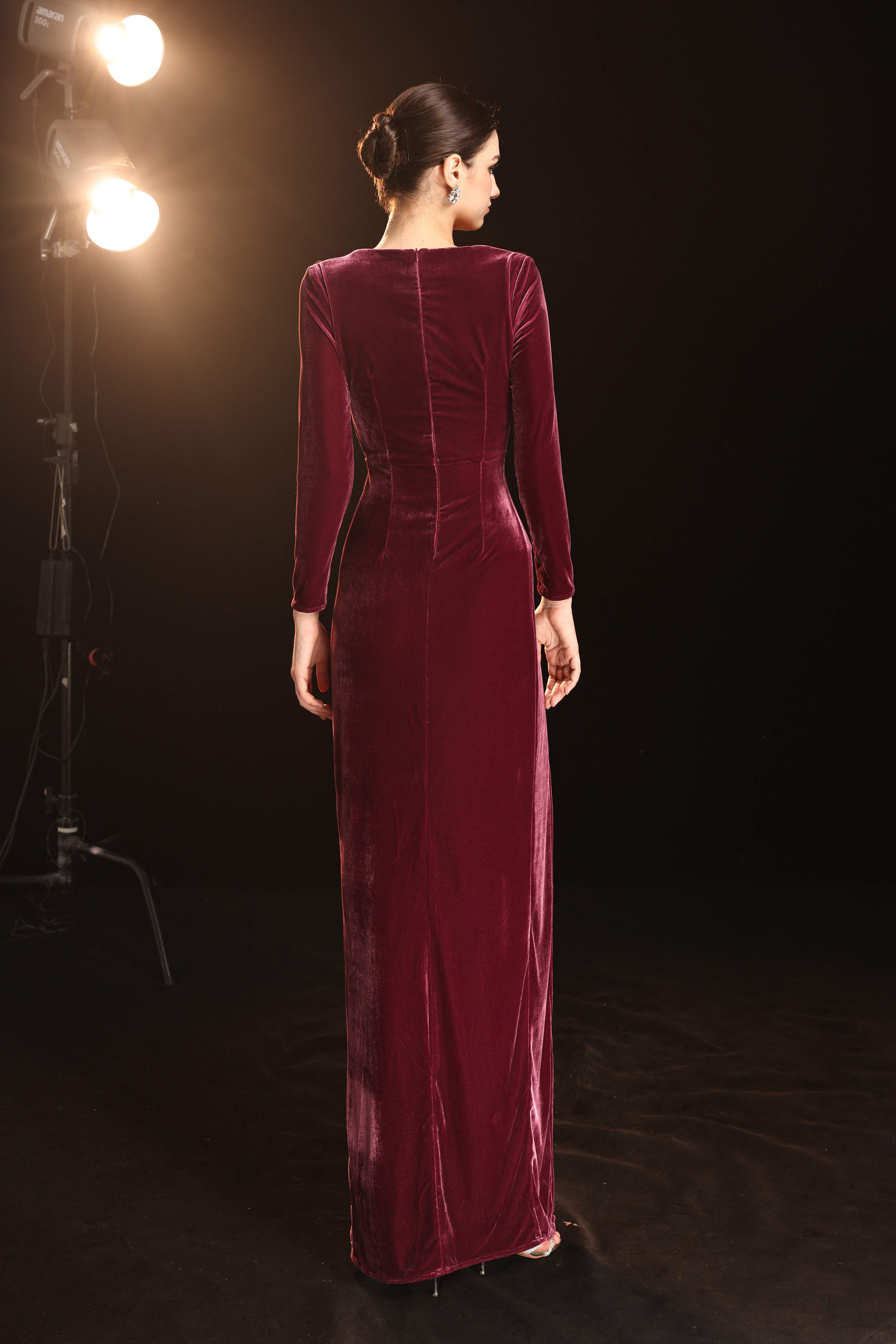Square neck velvet slit dress