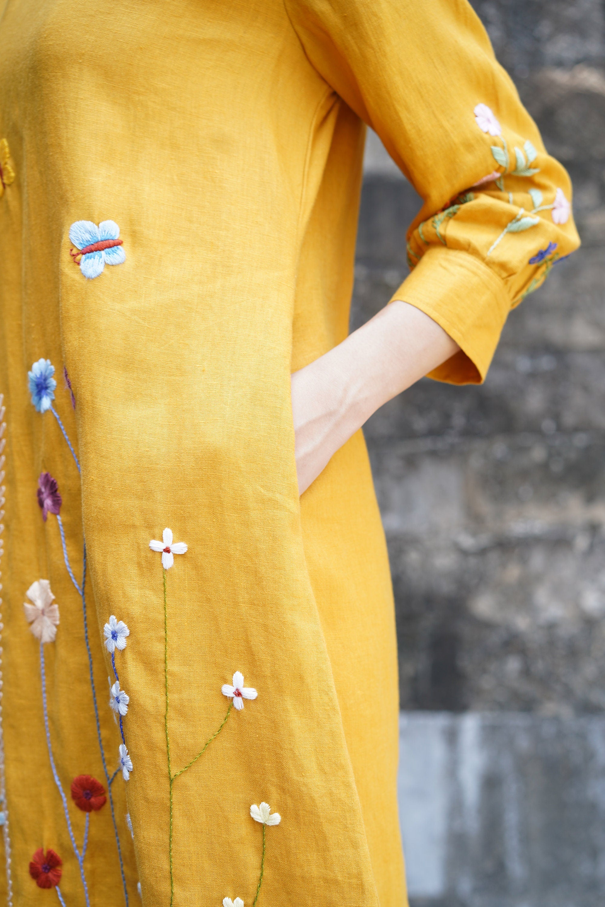 Summer linen dress with hand embroidery