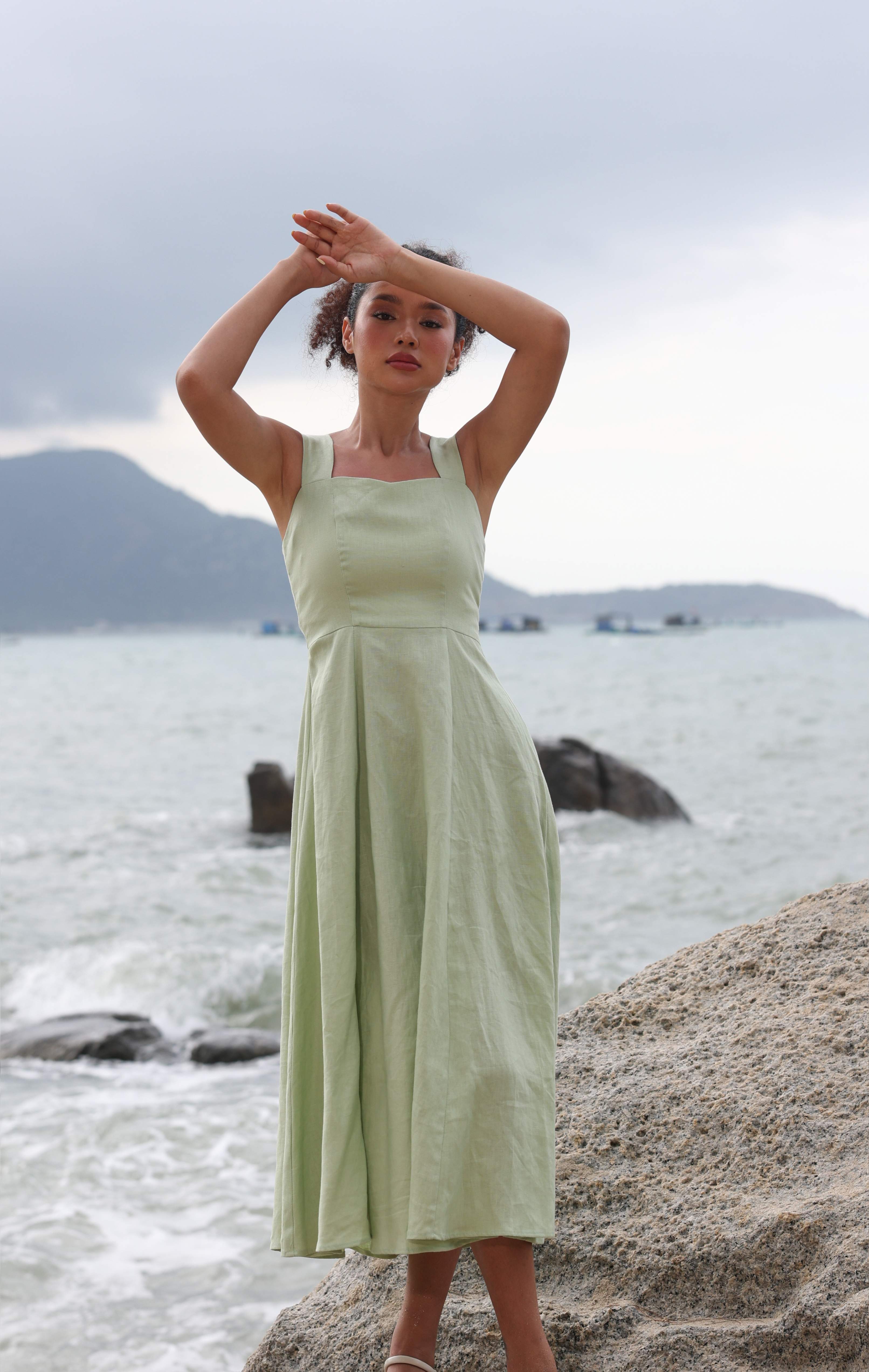 Sweetheart linen sundress