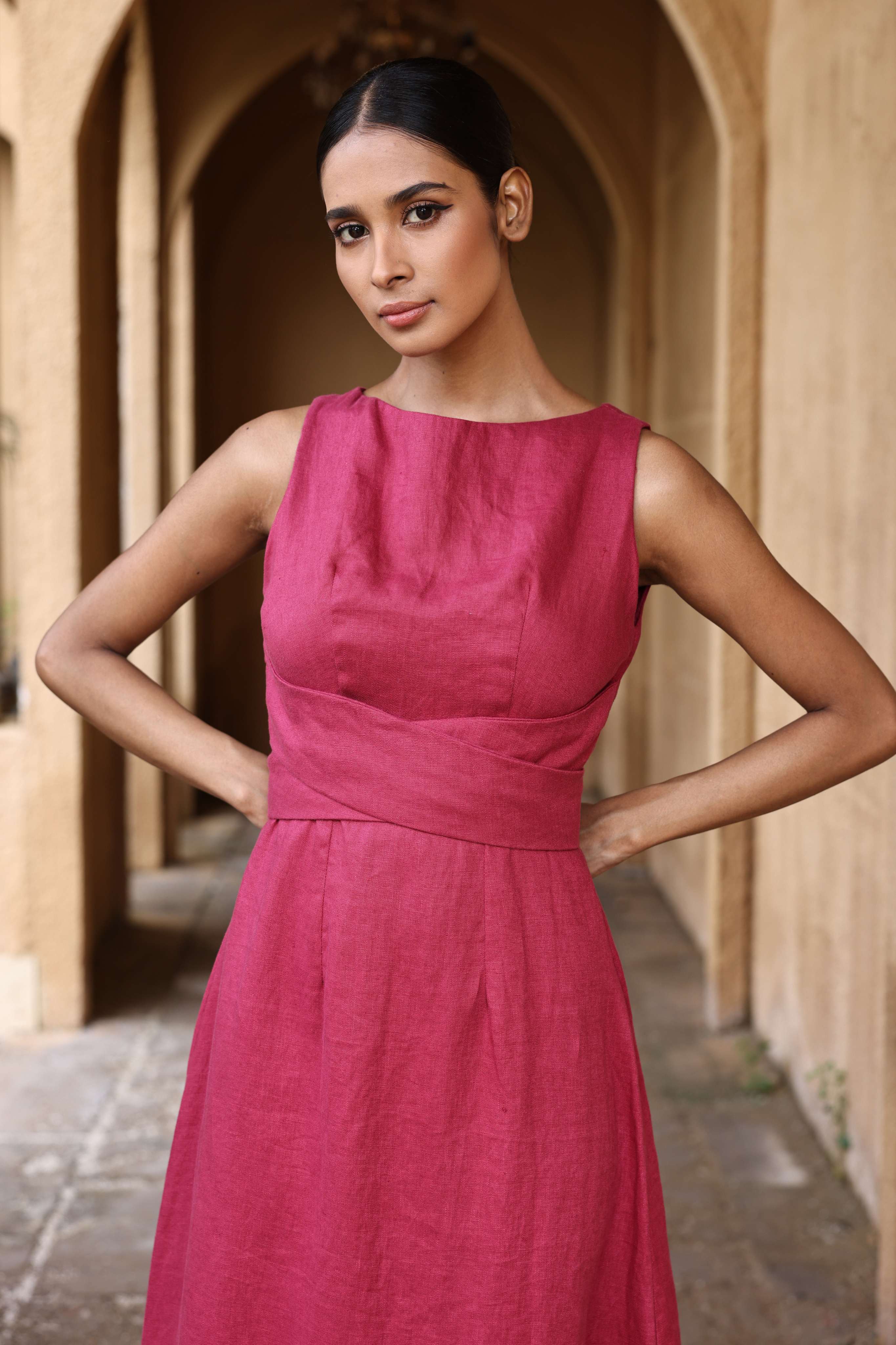 Tie-back linen dress