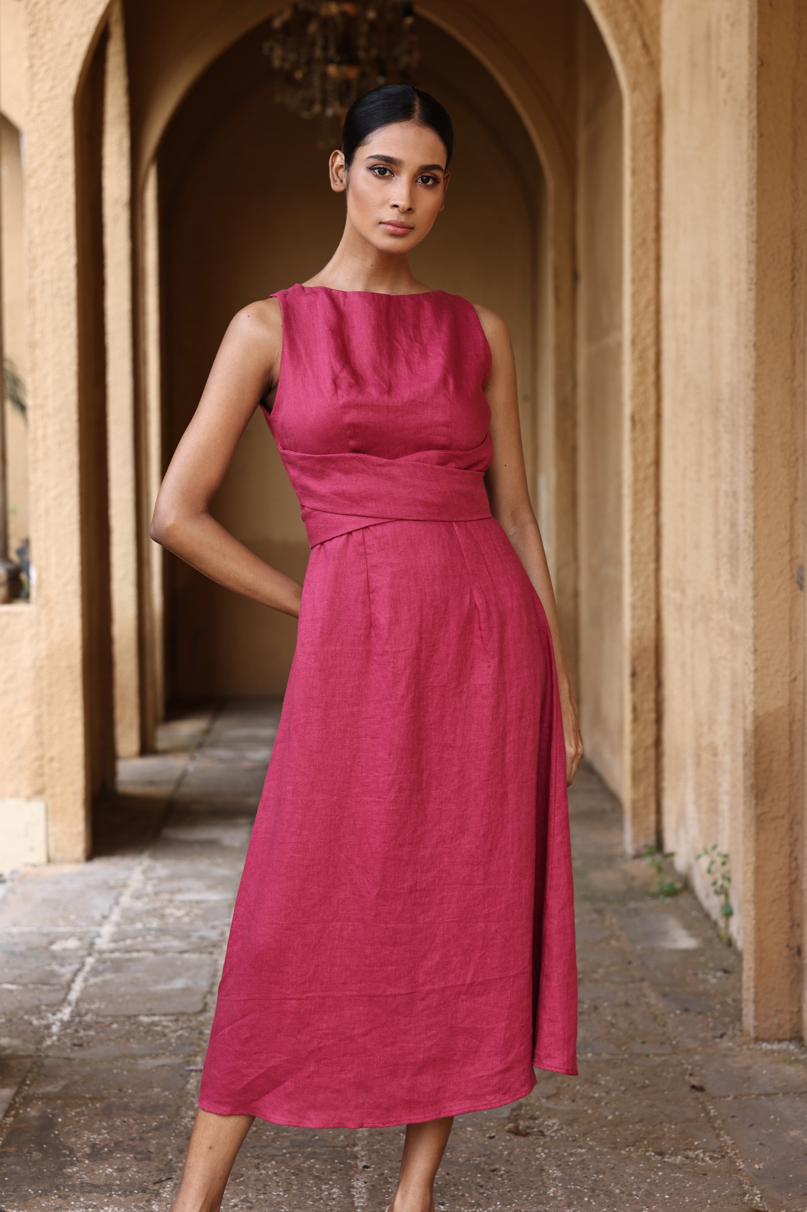 Tie-back linen dress