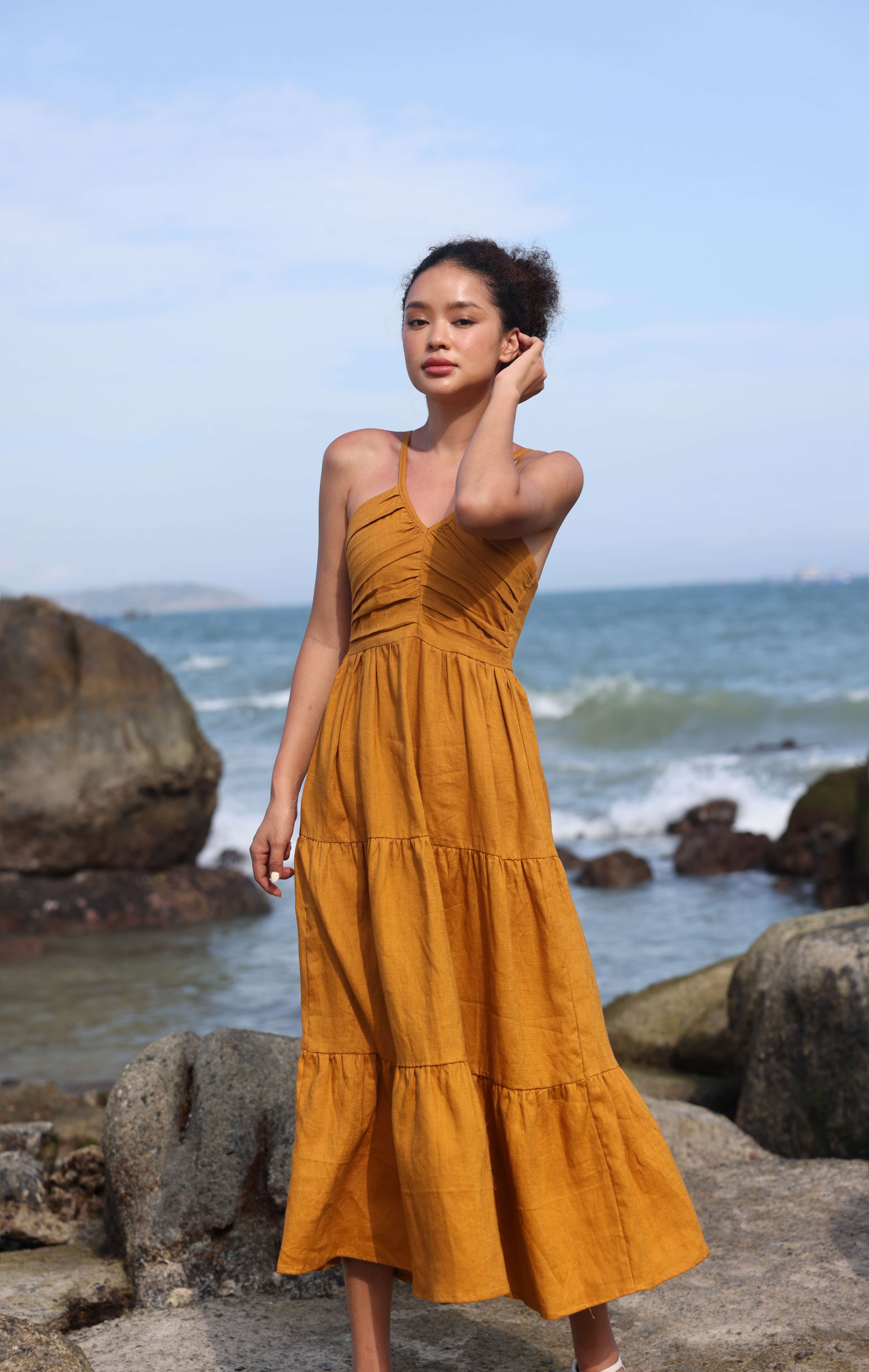 Tiered linen dress