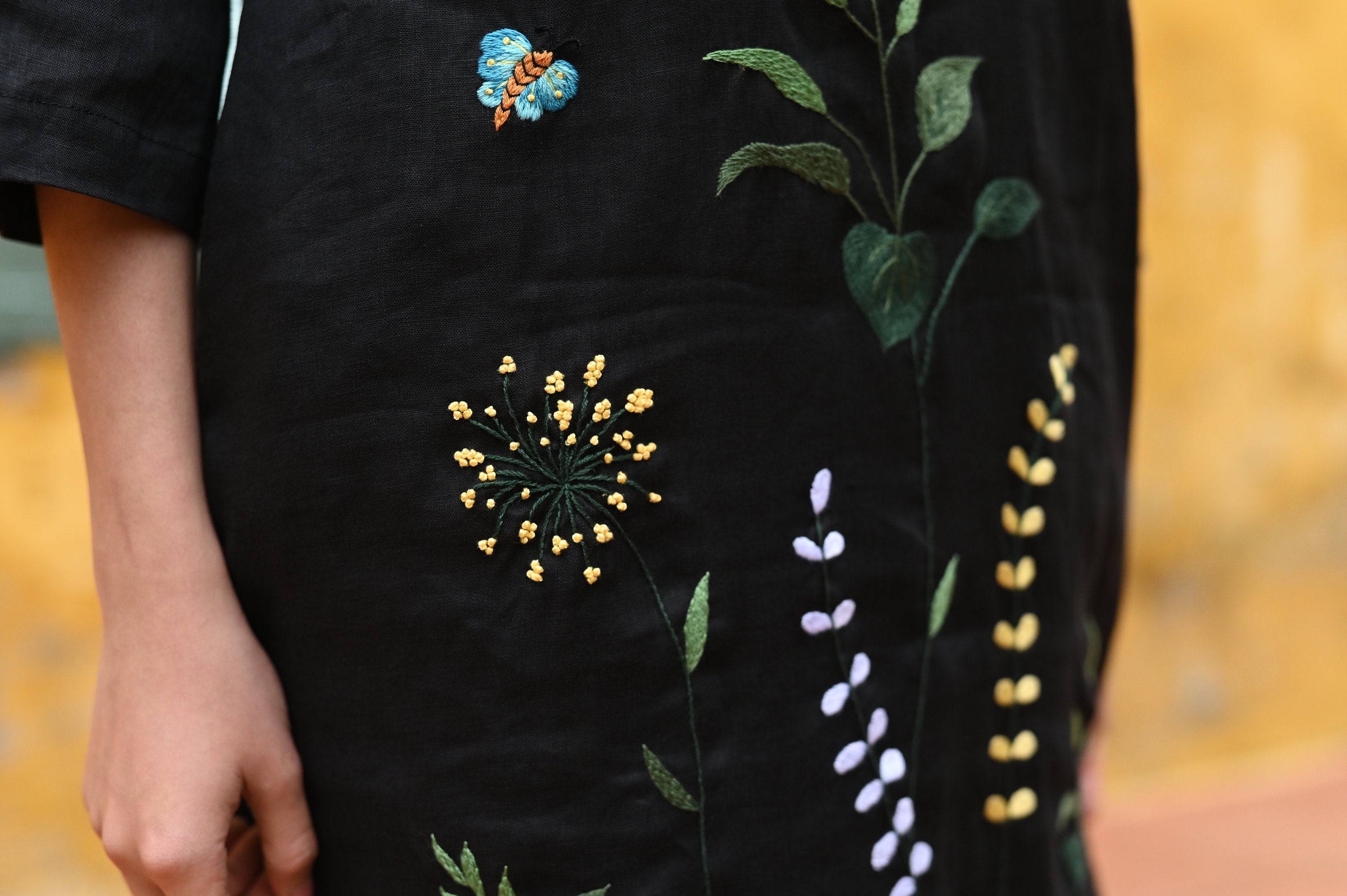V-neck embroidered summer dress