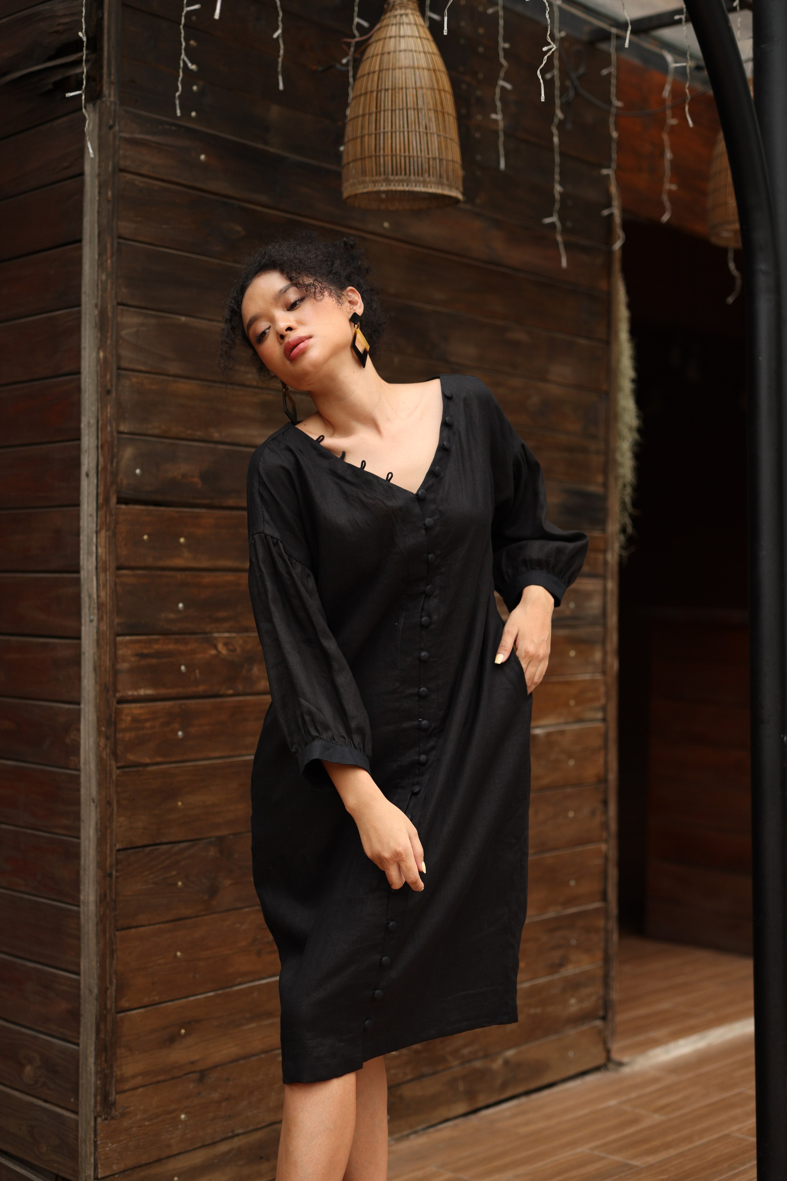 V-neck linen dress