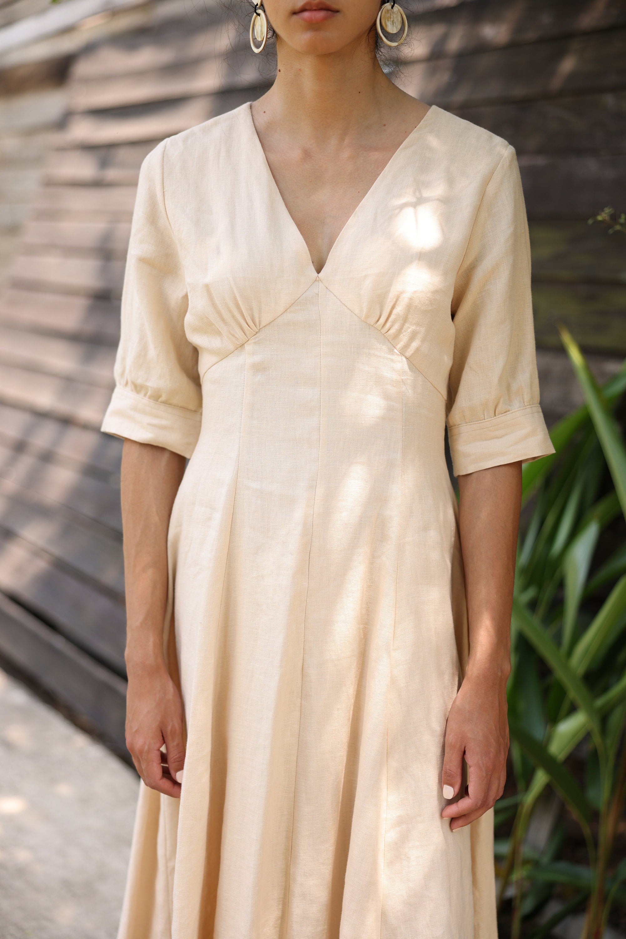 V-neck linen midi dress