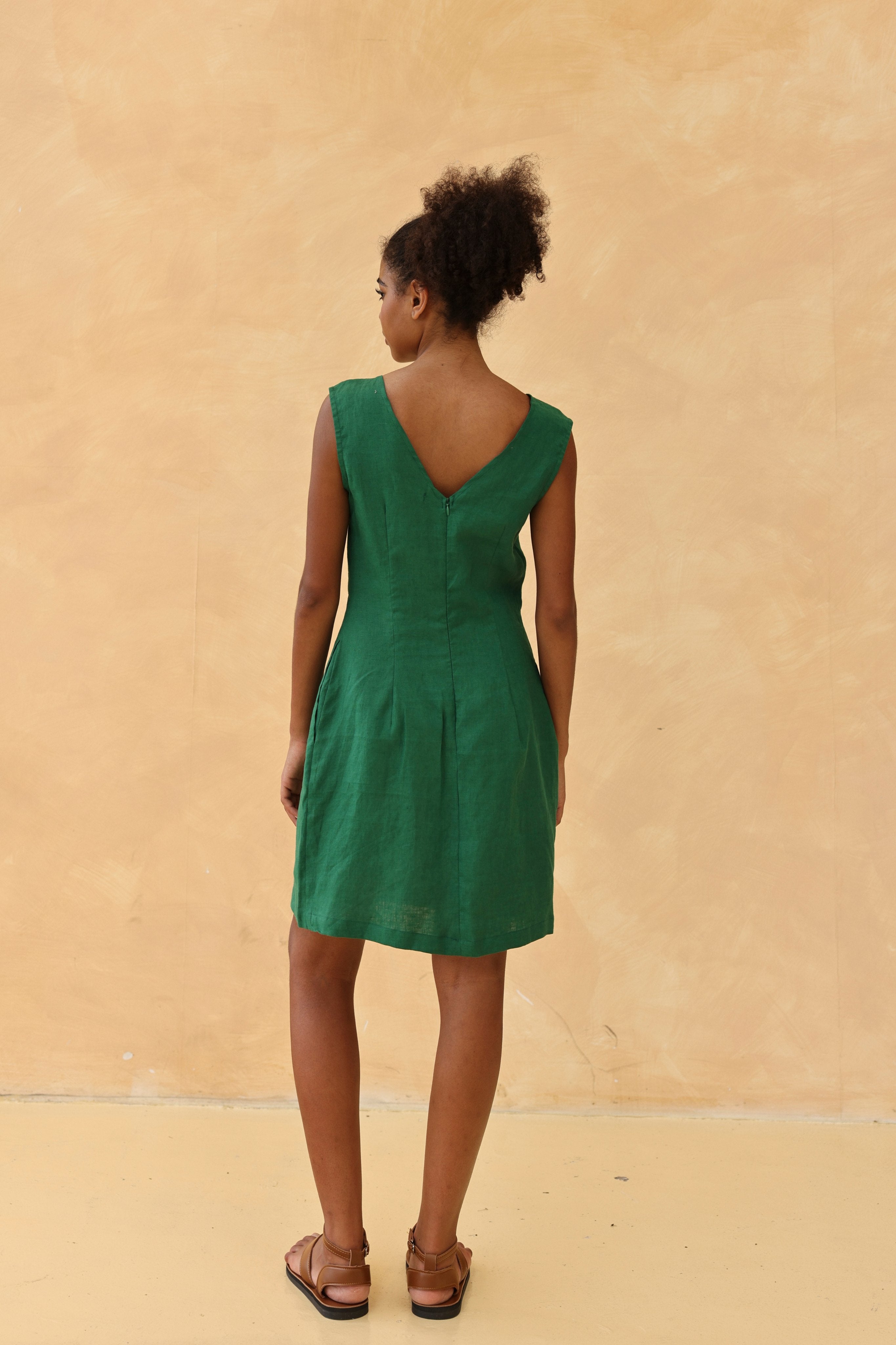 V-neck linen shift dress